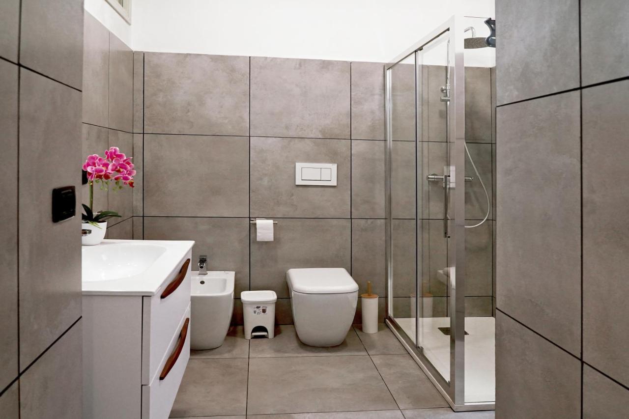 La Petite Suite San Giuliano Catania Exterior photo